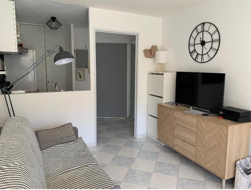 Appartement T2 En Bord De Mer Roquebrune-Cap-Martin Zewnętrze zdjęcie